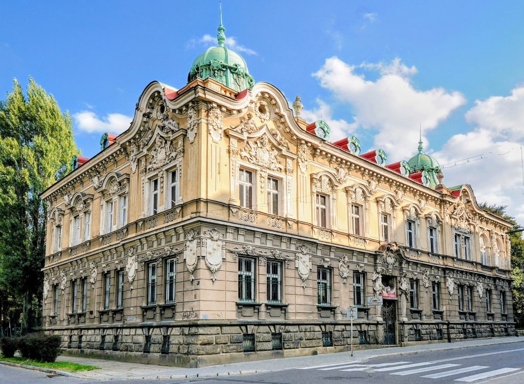 Listing cover image